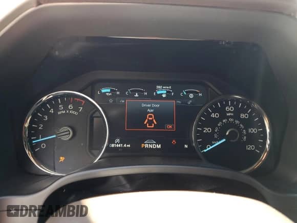 2020 Ford F-150 XLT with VIN 1FTEW1E46LFC53685, listed as a Copart auction lot 84377335 with 81,441 mi miles and Salvage title. Bid and sale history available at DreamBid. Image 9.