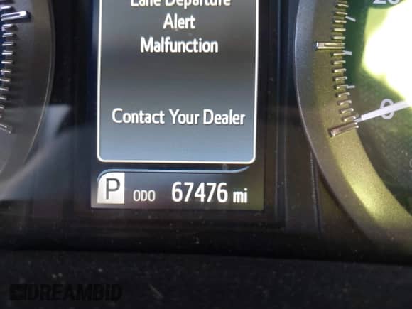 2018 Toyota Sienna XLE Auto Access Seat with VIN 5TDYZ3DC9JS910226, listed as a IAAI auction lot 43176597 with 67,476 mi miles and . Bid and sale history available at DreamBid. Image 16.