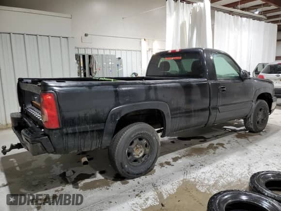 2004 Chevrolet Silverado 1500 LS с VIN 1GCEK14T84E196840, выставлен на аукционе Copart как лот 75642134 с пробегом 194 915 миль миль и Чистый • Clean title. История ставок и продаж доступна на DreamBid. Изображение 3.