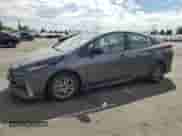 2017 Toyota Prius Plus z VIN JTDKARFP4H3031597, wystawiony jako Copart lot #82419095 z przebiegiem 118 309 mil mil oraz Szkoda całkowita • Salvage title. Historia ofert i sprzedaży dostępna na DreamBid. Obrazek 1.