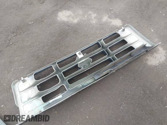 1995 Ford F-150 z VIN 1FTEF14N3SNA93084, wystawiony jako IAAI lot #43324697 z przebiegiem 110 860 mil mil oraz . Historia ofert i sprzedaży dostępna na DreamBid. Obrazek 12.