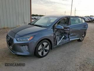 2020 Hyundai Ioniq Limited с VIN KMHC05LCXLU207374, выставлен на аукционе Copart как лот 71162925 с пробегом 53 953 миль миль и Списание • Salvage title. История ставок и продаж доступна на DreamBid. Изображение 1.