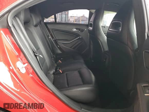 2014 Mercedes-Benz CLA 250 с VIN WDDSJ4EBXEN047804, выставлен на аукционе Copart как лот 82500775 с пробегом 83 101 миль миль и Списание • Salvage title. История ставок и продаж доступна на DreamBid. Изображение 10.