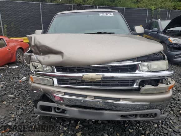 2001 Chevrolet Suburban LS with VIN 3GNEC16T91G165893, listed as a Copart auction lot 72577224 with 270,842 mi miles and Salvage title. Bid and sale history available at DreamBid. Image 5.
