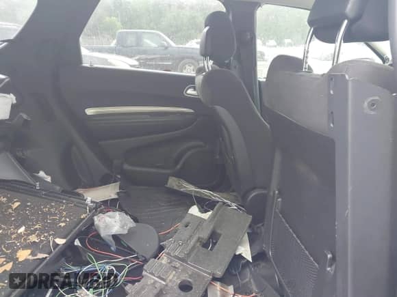 2020 Dodge Durango Pursuit with VIN 1C4SDJFT4LC301863, listed as a IAAI auction lot 42113324 with 85,298 mi miles and . Bid and sale history available at DreamBid. Image 8.