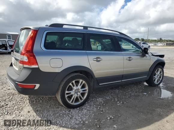 2016 Volvo XC70 T5 Premier z VIN YV4612NK9G1237388, wystawiony jako Copart lot #82256865 z przebiegiem 100 936 mil mil oraz Szkoda całkowita • Salvage title. Historia ofert i sprzedaży dostępna na DreamBid. Obrazek 3.