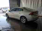 2015 Volvo S60 T5 Platinum с VIN YV1612TM2F2353008, выставлен на аукционе Copart как лот 69185513 с пробегом 70 403 миль миль и . История ставок и продаж доступна на DreamBid. Изображение 2.