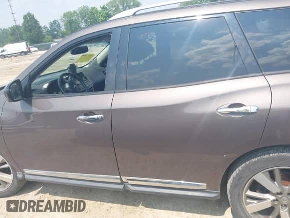 2015 Nissan Pathfinder SL с VIN 5N1AR2MMXFC603494, выставлен на аукционе IAAI как лот 42423568 с пробегом 115 851 миль миль и . История ставок и продаж доступна на DreamBid. Изображение 15.