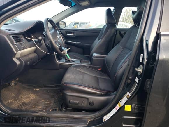 2015 Toyota Camry SE with VIN 4T1BF1FK1FU490774, listed as a Copart auction lot 90239795 with 283,744 mi miles and Clean title. Bid and sale history available at DreamBid. Image 7.