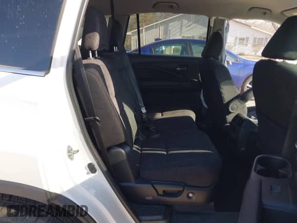 2021 Honda Pilot EX with VIN 5FNYF6H31MB010966, listed as a IAAI auction lot 41767634 with 53,303 mi miles and . Bid and sale history available at DreamBid. Image 8.