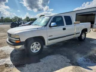 2000 Chevrolet Silverado 1500 LS z VIN 2GCEC19T1Y1258365, wystawiony jako Copart lot #71617885 z przebiegiem 265 898 mil mil oraz Czysty tytuł • Clean title. Historia ofert i sprzedaży dostępna na DreamBid. Obrazek 1.