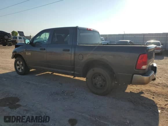 2018 Ram 1500 Tradesman z VIN 1C6RR7KM7JS338420, wystawiony jako Copart lot #56215405 z przebiegiem 241 446 mil mil oraz Szkoda całkowita • Salvage title. Historia ofert i sprzedaży dostępna na DreamBid. Obrazek 2.