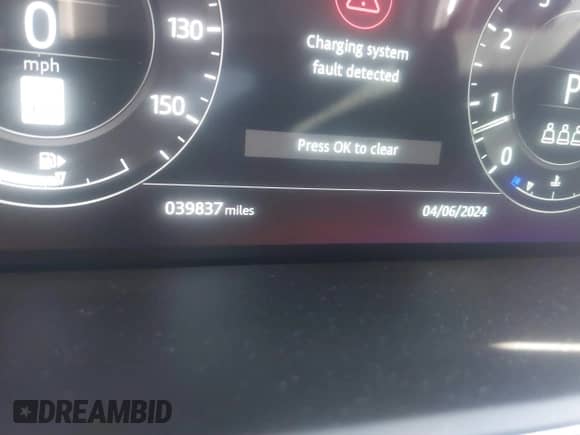 2022 Land Rover Range Rover Sport HSE Silver Edition z VIN SALWR2SU4NA223163, wystawiony jako IAAI lot #39569392 z przebiegiem 39 837 mil mil oraz . Historia ofert i sprzedaży dostępna na DreamBid. Obrazek 7.