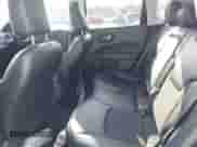 2020 Jeep Compass Latitude z VIN 3C4NJCBB1LT224727, wystawiony jako IAAI lot #41683813 z przebiegiem 36 107 mil mil oraz . Historia ofert i sprzedaży dostępna na DreamBid. Obrazek 8.