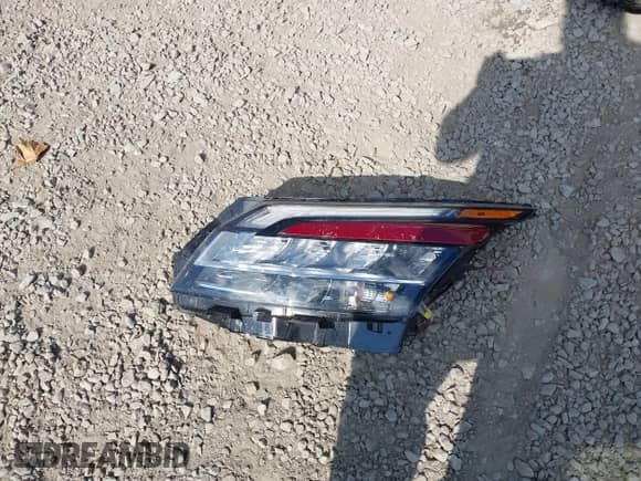 2023 Nissan Pathfinder SL with VIN 5N1DR3CC2PC208707, listed as a IAAI auction lot 43240866 with 33,533 mi miles and . Bid and sale history available at DreamBid. Image 12.