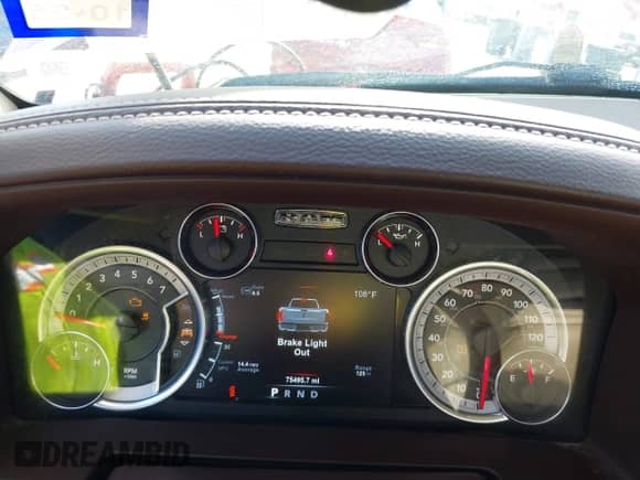 2018 Ram 1500 Laramie z VIN 1C6RR7NT2JS139133, wystawiony jako IAAI lot #42784020 z przebiegiem 75 495 mil mil oraz . Historia ofert i sprzedaży dostępna na DreamBid. Obrazek 7.