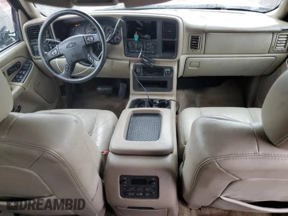 2004 Chevrolet Tahoe LT z VIN 1GNEK13Z54J275127, wystawiony jako Copart lot #69592305 z przebiegiem 174 091 mil mil oraz Szkoda całkowita • Salvage title. Historia ofert i sprzedaży dostępna na DreamBid. Obrazek 8.