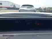 2015 Toyota Prius One z VIN JTDKDTB38F1582101, wystawiony jako IAAI lot #42429002 z przebiegiem 182 948 mil mil oraz . Historia ofert i sprzedaży dostępna na DreamBid. Obrazek 7.