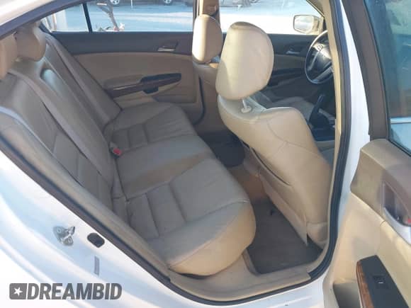 2010 Honda Accord EX-L с VIN 1HGCP2F89AA070031, выставлен на аукционе IAAI как лот 43444989 с пробегом 205 345 миль миль и . История ставок и продаж доступна на DreamBid. Изображение 8.