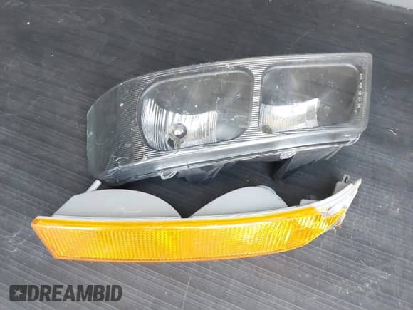 2024 Chevrolet Express Cargo с VIN 1GCWGAFP5R1282188, выставлен на аукционе IAAI как лот 42706483 с пробегом 10 116 миль миль и . История ставок и продаж доступна на DreamBid. Изображение 12.
