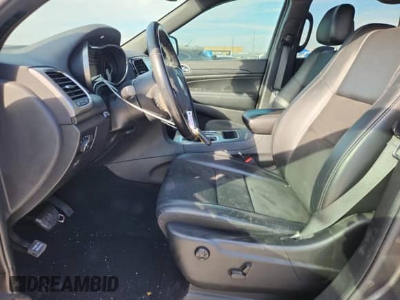 2020 Jeep Grand Cherokee Laredo E с VIN 1C4RJEAGXLC203168, выставлен на аукционе Copart как лот 85562025 с пробегом 66 669 миль миль и Списание • Salvage title. История ставок и продаж доступна на DreamBid. Изображение 7.