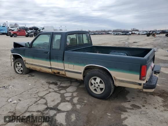 1993 Chevrolet S-10 с VIN 1GCCT19Z7P8167818, выставлен на аукционе Copart как лот 42318915 с пробегом 265 319 миль миль и Списание • Salvage title. История ставок и продаж доступна на DreamBid. Изображение 2.