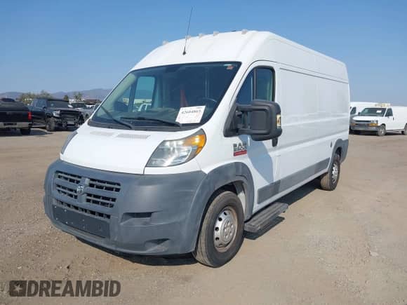 2016 Ram ProMaster Cargo z VIN 3C6TRVDG7GE128770, wystawiony jako IAAI lot #42604865 z przebiegiem 131 183 mil mil oraz . Historia ofert i sprzedaży dostępna na DreamBid. Obrazek 2.