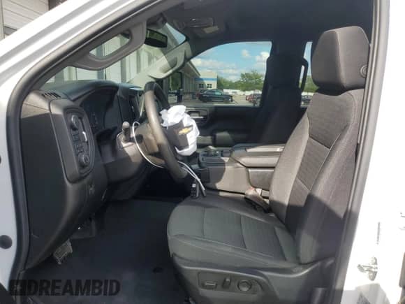 2024 Chevrolet Silverado 2500HD Custom с VIN 2GC4YME75R1132258, выставлен на аукционе Copart как лот 69998305 с пробегом 87 232 миль миль и Списание • Salvage title. История ставок и продаж доступна на DreamBid. Изображение 7.