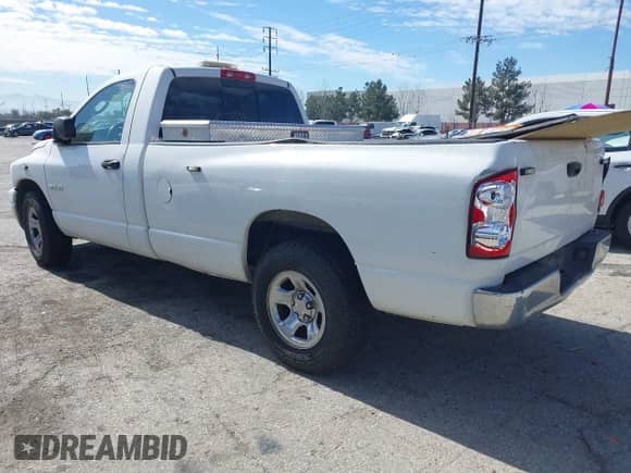 2008 Dodge 1500 SLT with VIN 1D7HA16N08J185333, listed as a IAAI auction lot 41570619 with 182,514 mi miles and . Bid and sale history available at DreamBid. Image 3.