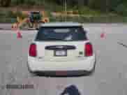 2018 MINI Hardtop Cooper with VIN WMWXP5C56J2G62413, listed as a IAAI auction lot 43240743 with 62,731 mi miles and . Bid and sale history available at DreamBid. Image 17.
