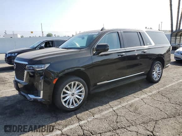 2021 Cadillac Escalade с VIN 1GYS3JKT3MR262569, выставлен на аукционе Copart как лот 60621875 с пробегом 220 121 миль миль и Чистый • Clean title. История ставок и продаж доступна на DreamBid. Изображение 1.