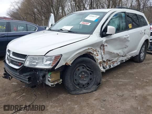 2017 Dodge Journey SXT with VIN 3C4PDCBG2HT580509, listed as a IAAI auction lot 41836271 with Not provided miles and . Bid and sale history available at DreamBid. Image 6.