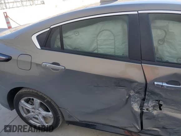 2017 Chevrolet Volt LT с VIN 1G1RC6S53HU157626, выставлен на аукционе Copart как лот 84408195 с пробегом 120 134 миль миль и Списание • Salvage title. История ставок и продаж доступна на DreamBid. Изображение 10.