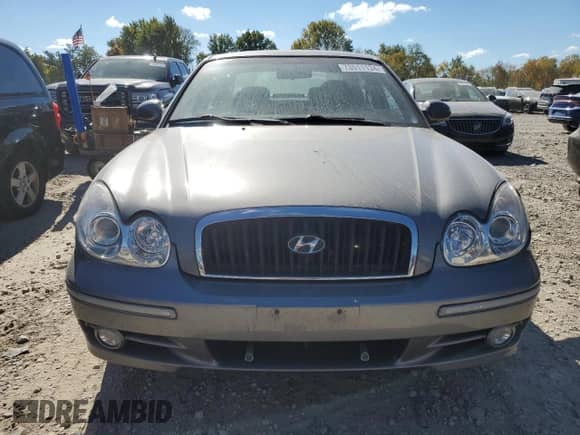 2004 Hyundai Sonata GLS z VIN KMHWF35H34A084898, wystawiony jako Copart lot #73511134 z przebiegiem 122 180 mil mil oraz Czysty tytuł • Clean title. Historia ofert i sprzedaży dostępna na DreamBid. Obrazek 5.