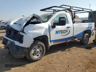 2025 Chevrolet Silverado 2500HD с VIN 1GC0KLE71SF192028, выставлен на аукционе Copart как лот 71370845 с пробегом 15 609 миль миль и Чистый • Clean title. История ставок и продаж доступна на DreamBid. Изображение 1.