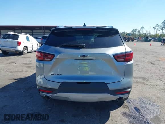 2025 Chevrolet Blazer LT with VIN 3GNKBCR43SS167613, listed as a IAAI auction lot 41838459 with 135 mi miles and . Bid and sale history available at DreamBid. Image 16.