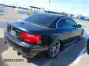 2011 BMW 3 Series 335is с VIN WBADX1C52BE570532, выставлен на аукционе IAAI как лот 41860023 с пробегом 114 834 миль миль и . История ставок и продаж доступна на DreamBid. Изображение 4.
