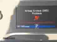 2016 Honda Pilot LX z VIN 5FNYF6H17GB092852, wystawiony jako IAAI lot #42406550 z przebiegiem 141 165 mil mil oraz . Historia ofert i sprzedaży dostępna na DreamBid. Obrazek 15.