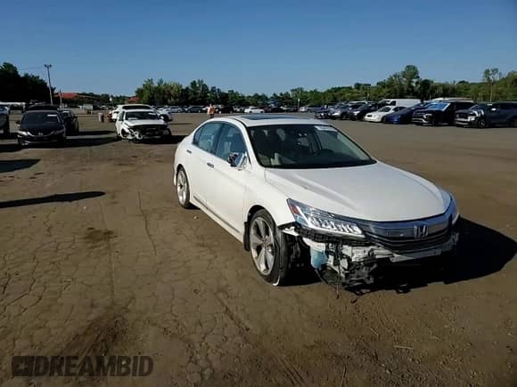 2016 Honda Accord Touring with VIN 1HGCR3F93GA018699, listed as a Copart auction lot 80493165 with 91,252 mi miles and Salvage title. Bid and sale history available at DreamBid. Image 13.