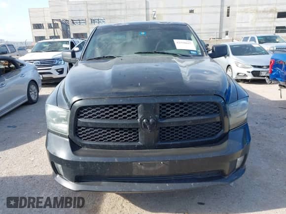 2013 Ram 1500 Express z VIN 1C6RR6FT9DS717287, wystawiony jako IAAI lot #42550627 z przebiegiem 199 739 mil mil oraz . Historia ofert i sprzedaży dostępna na DreamBid. Obrazek 12.