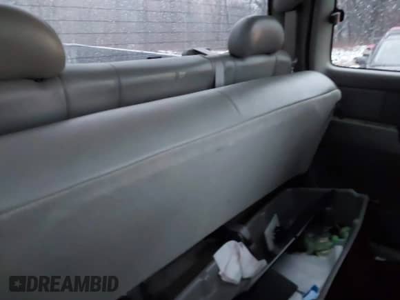 2006 GMC Sierra 1500 SLE1 z VIN 1GTEK19B76Z221061, wystawiony jako IAAI lot #41037819 z przebiegiem 126 431 mil mil oraz . Historia ofert i sprzedaży dostępna na DreamBid. Obrazek 8.