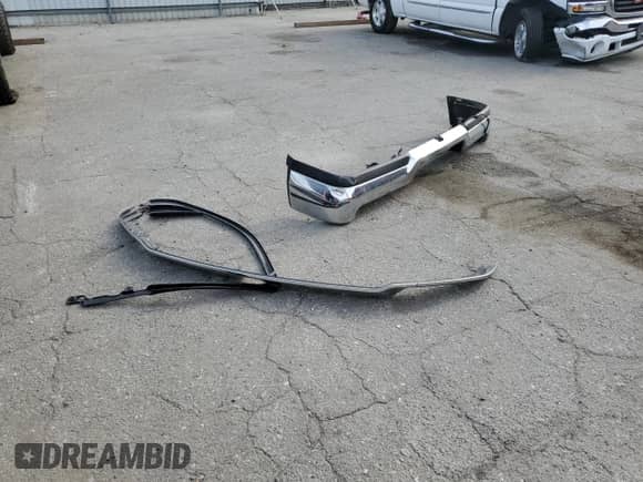 2020 Ram 1500 Big Horn z VIN 1C6RREFG1LN333692, wystawiony jako Copart lot #84649694 z przebiegiem 67 046 mil mil oraz Szkoda całkowita • Salvage title. Historia ofert i sprzedaży dostępna na DreamBid. Obrazek 12.