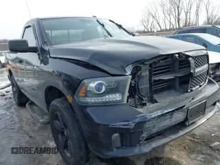 2014 Ram 1500 Express z VIN 3C6JR7AT3EG163795, wystawiony jako IAAI lot #41416053 z przebiegiem 173 075 mil mil oraz . Historia ofert i sprzedaży dostępna na DreamBid. Obrazek 1.