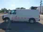 2014 Ford Econoline Cargo Commercial z VIN 1FTNE1EL9EDA59385, wystawiony jako IAAI lot #43391932 z przebiegiem 259 047 mil mil oraz . Historia ofert i sprzedaży dostępna na DreamBid. Obrazek 14.