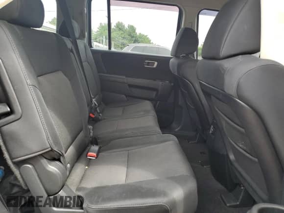 2010 Honda Pilot LX with VIN 5FNYF3H20AB001676, listed as a Copart auction lot 62938555 with 140,370 mi miles and Salvage title. Bid and sale history available at DreamBid. Image 11.