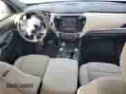 2023 Chevrolet Traverse LS z VIN 1GNEVFKW6PJ319166, wystawiony jako Copart lot #82201914 z przebiegiem 33 203 mil mil oraz Szkoda całkowita • Salvage title. Historia ofert i sprzedaży dostępna na DreamBid. Obrazek 8.