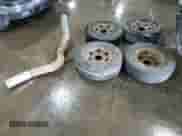 2003 Chevrolet Silverado 2500HD LT z VIN 1GCHK23183F107411, wystawiony jako Copart lot #67766225 z przebiegiem 223 971 mil mil oraz Szkoda całkowita • Salvage title. Historia ofert i sprzedaży dostępna na DreamBid. Obrazek 12.