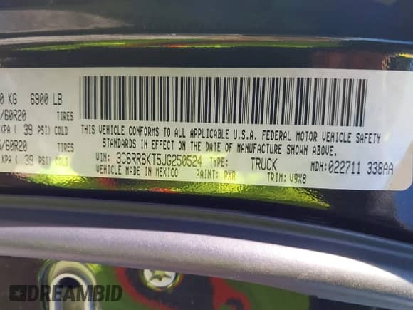 2018 Ram 1500 Express z VIN 3C6RR6KT5JG250524, wystawiony jako IAAI lot #41417692 z przebiegiem 65 167 mil mil oraz . Historia ofert i sprzedaży dostępna na DreamBid. Obrazek 9.