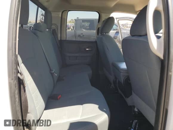 2016 Ram 1500 SLT z VIN 1C6RR6GG5GS227340, wystawiony jako Copart lot #67134575 z przebiegiem 92 982 mil mil oraz Szkoda całkowita • Salvage title. Historia ofert i sprzedaży dostępna na DreamBid. Obrazek 10.