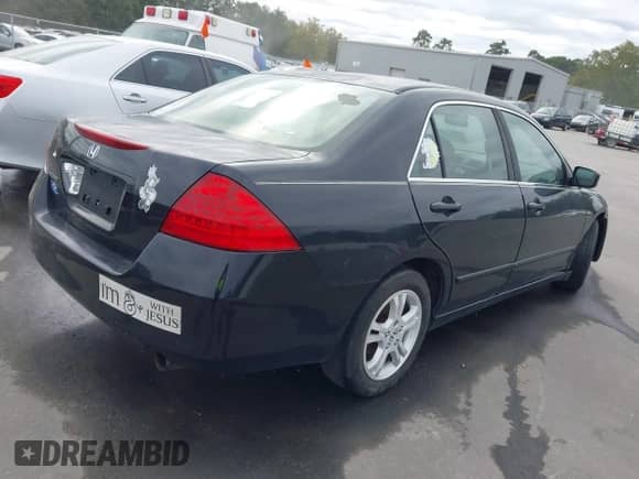 2007 Honda Accord LX SE с VIN JHMCM56307C005299, выставлен на аукционе IAAI как лот 43221672 с пробегом 356 767 миль миль и . История ставок и продаж доступна на DreamBid. Изображение 4.